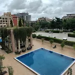 луксозен в 4 звезден 4*
