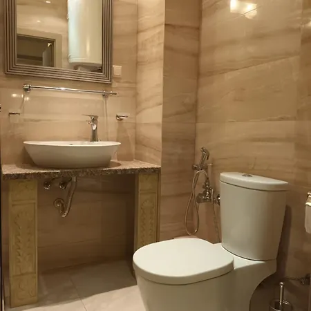 луксозен в 4 звезден